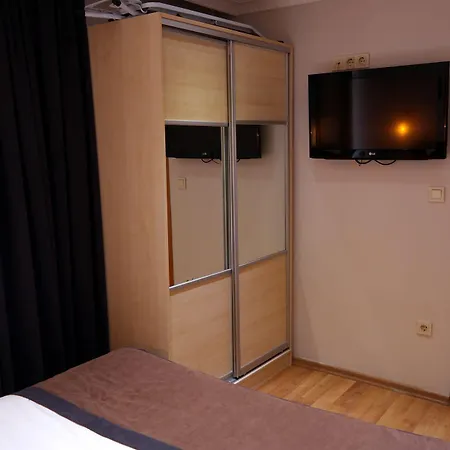 Aparthotel Sheriff
