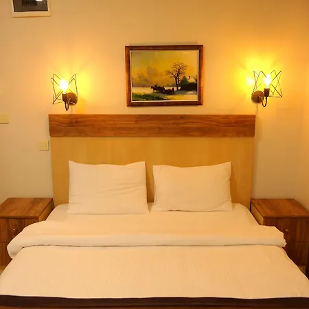 Aparthotel Sheriff